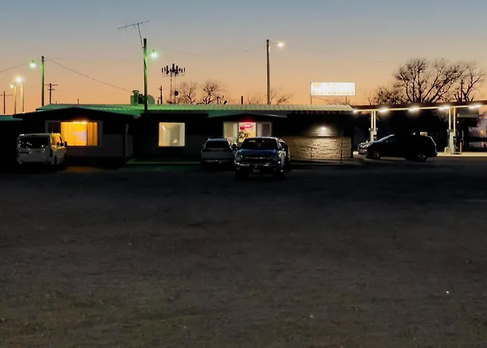 Travelors Lodge Motel & Rv Park