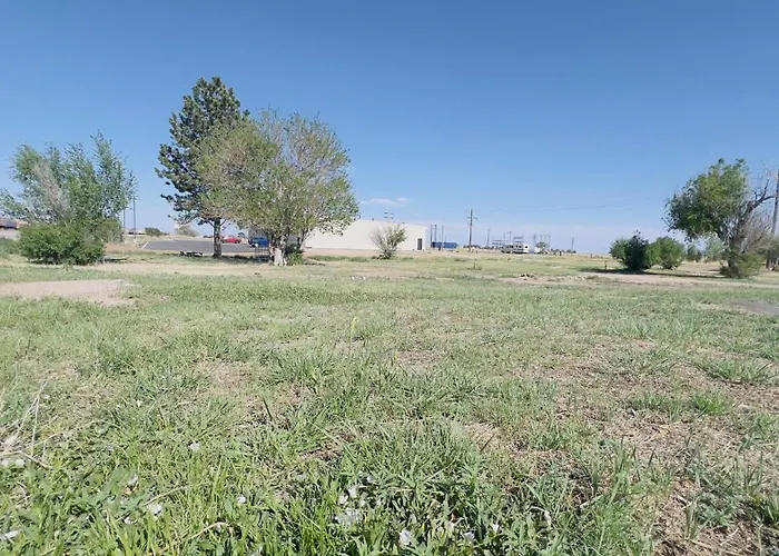 Travelors Lodge Motel & Rv Park